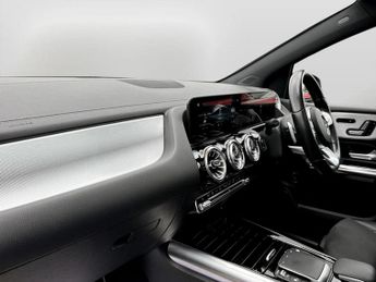 Mercedes-Benz B Class B200 AMG Line Premium Plus Edition 5dr Auto
