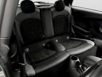 Mini Hatch 1.5 Cooper Sport 3dr Auto