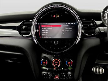 Mini Hatch 1.5 Cooper Sport 3dr Auto