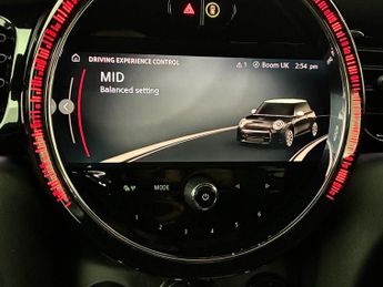 Mini Hatch 1.5 Cooper Sport 3dr Auto