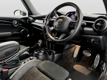 Mini Hatch 1.5 Cooper Sport 3dr Auto