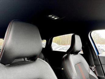 Renault Captur 1.3 TCE 140 R.S. Line 5dr EDC