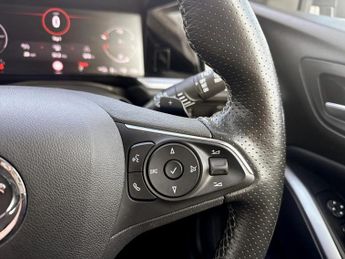 Vauxhall Grandland 1.6 Plug-in Hybrid [300] 4X4 GSe 5dr Auto