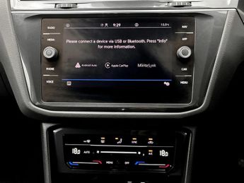 Volkswagen Tiguan 2.0 TDI Life 5dr DSG