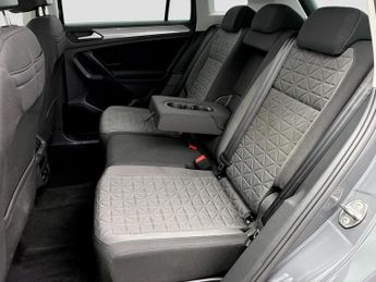 Volkswagen Tiguan 2.0 TDI Life 5dr DSG