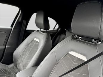 Vauxhall Mokka 100kW Ultimate 50kWh 5dr Auto