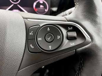 Vauxhall Mokka 100kW SRi Nav Premium 50kWh 5dr Auto