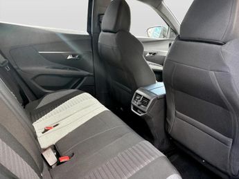 Peugeot 3008 1.6 Hybrid 180 Active 5dr e-EAT8