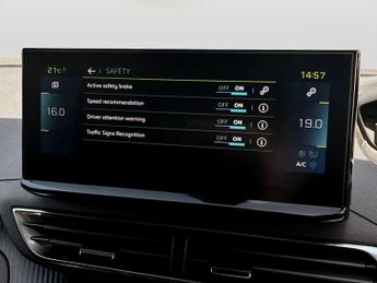 Peugeot 3008 1.6 Hybrid 180 Active 5dr e-EAT8
