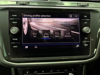 Volkswagen Tiguan 2.0 TSI 4Motion R-Line 5dr DSG