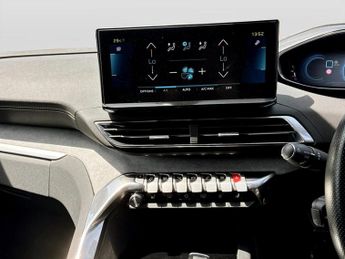 Peugeot 3008 1.6 Hybrid4 300 GT 5dr e-EAT8