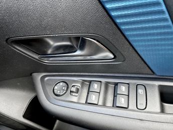 Citroen C4 100kW Shine Plus 50kWh 5dr Auto