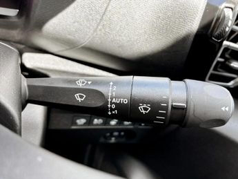 Citroen C4 100kW Shine Plus 50kWh 5dr Auto
