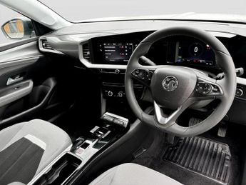 Vauxhall Mokka 100kW Design 50kWh 5dr Auto
