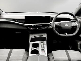 Vauxhall Grandland 1.2 Hybrid [136] Ultimate 5dr e-DCT6 [Pan Roof]