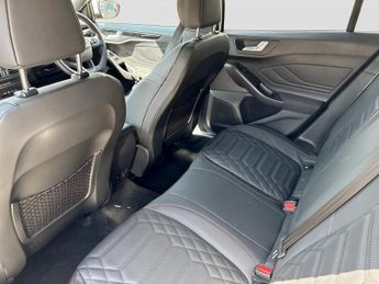 Ford Focus 1.0 EcoBoost Hybrid mHEV 155 ST-Line X 5dr Auto