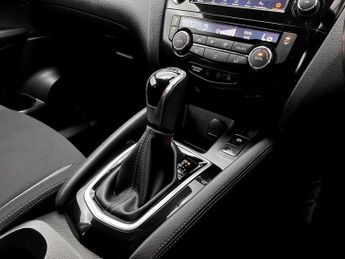 Nissan Qashqai 1.3 DiG-T 160 Acenta Premium 5dr DCT