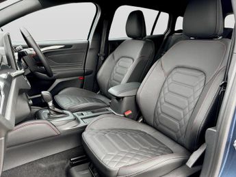 Ford Focus 1.0 EcoBoost Hybrid mHEV 155 ST-Line X 5dr Auto