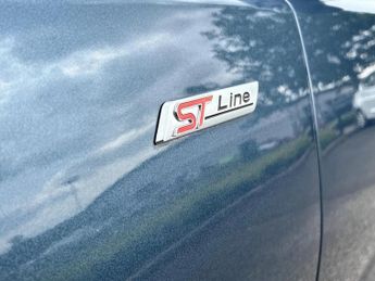 Ford Focus 1.0 EcoBoost Hybrid mHEV 155 ST-Line X 5dr Auto