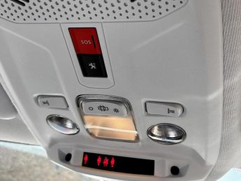 Peugeot 208 100kW Allure 50kWh 5dr Auto