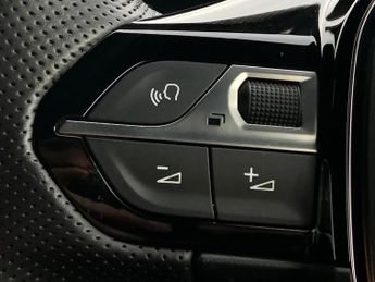 Peugeot 208 100kW GT Premium 50kWh 5dr Auto