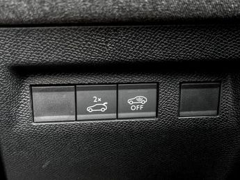 Vauxhall Grandland 1.2 Hybrid [136] Ultimate 5dr e-DCT6 [Pan Roof]
