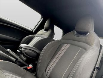 Mini Hatch 1.5 Cooper Sport II 3dr Auto