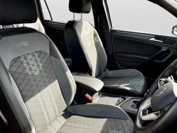 Volkswagen Tiguan Allspace 1.5 TSI R-Line 5dr DSG