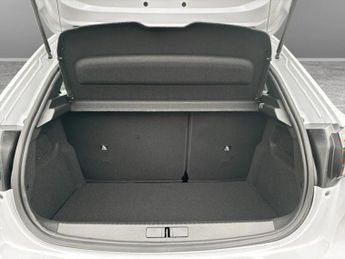 Peugeot 208 1.2 Hybrid 110 Allure 5dr e-DSC6
