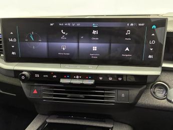 Vauxhall Grandland 157kW Ultimate 73kWh 5dr Auto [Panoramic Roof]