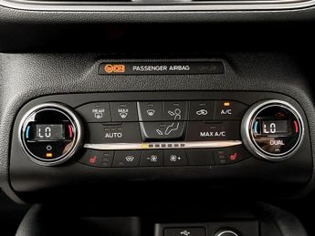 Ford Focus 1.0 EcoBoost 125 Titanium 5dr Auto