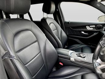 Mercedes-Benz Glc GLC 220d 4Matic AMG Line Premium 5dr 9G-Tronic