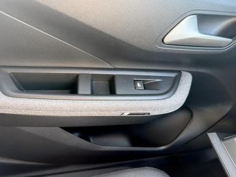 Vauxhall Frontera 83kW GS 44kWh 5dr Auto