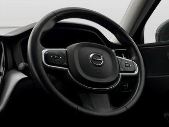 Volvo Xc60 2.0 B5P Momentum 5dr AWD Geartronic