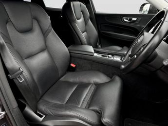 Volvo Xc60 2.0 B5P Momentum 5dr AWD Geartronic