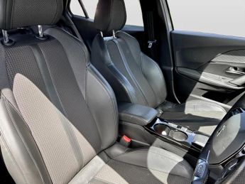 Peugeot 2008 100kW GT 50kWh 5dr Auto