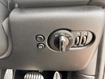 Mini Cooper 2.0 John Cooper Works 3dr Auto