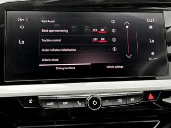 Vauxhall Grandland 1.6 Plug-in Hybrid Ultimate 5dr Auto