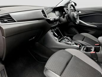 Vauxhall Grandland 1.6 Plug-in Hybrid Ultimate 5dr Auto