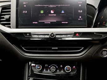 Vauxhall Grandland 1.6 Plug-in Hybrid Ultimate 5dr Auto