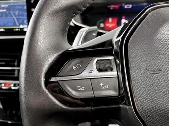 Peugeot 2008 1.2 PureTech 130 Allure Premium+ 5dr EAT8