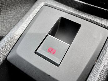Citroen C3 83kW Plus 44kWh 5dr Auto