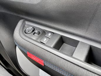 Citroen C3 83kW Plus 44kWh 5dr Auto