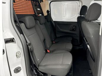 Vauxhall Combo Cargo 2300 100kW Prime 50kWh H1 Crew Van Auto