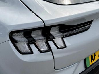 Ford Mustang Mach-E 198kW Select 70kWh RWD 5dr Auto