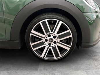 Mini Hatch 1.5 Cooper Exclusive Premium 5dr Auto