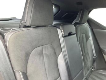 Volvo Xc40 2.0 B4 MHEV R-Design Pro SUV 5dr Petrol Hybrid Auto Euro 6 (s/s)