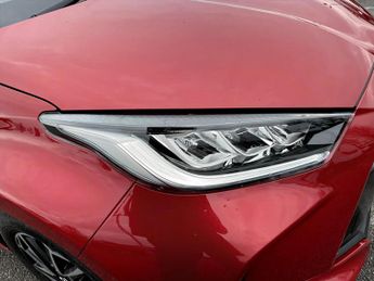 Toyota Yaris 1.5 Hybrid Design 5dr CVT