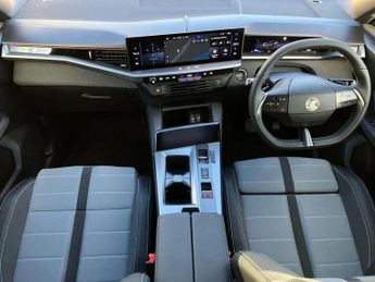Vauxhall Grandland 157kW GS 73kWh 5dr Auto