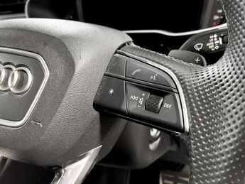 Audi Q3 35 TFSI Black Edition 5dr S Tronic